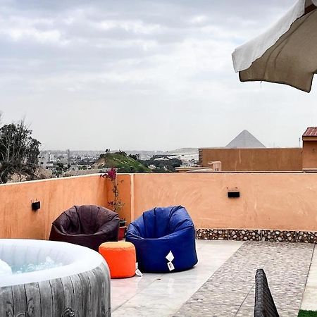 Boho Getaway With Pyramids View & Jacuzzi Apartment Giza Екстериор снимка